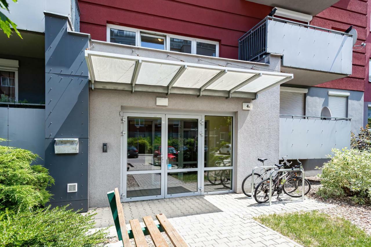 Apartments Wroclaw Manganowa By Noclegi Renters Breslávia Exterior foto